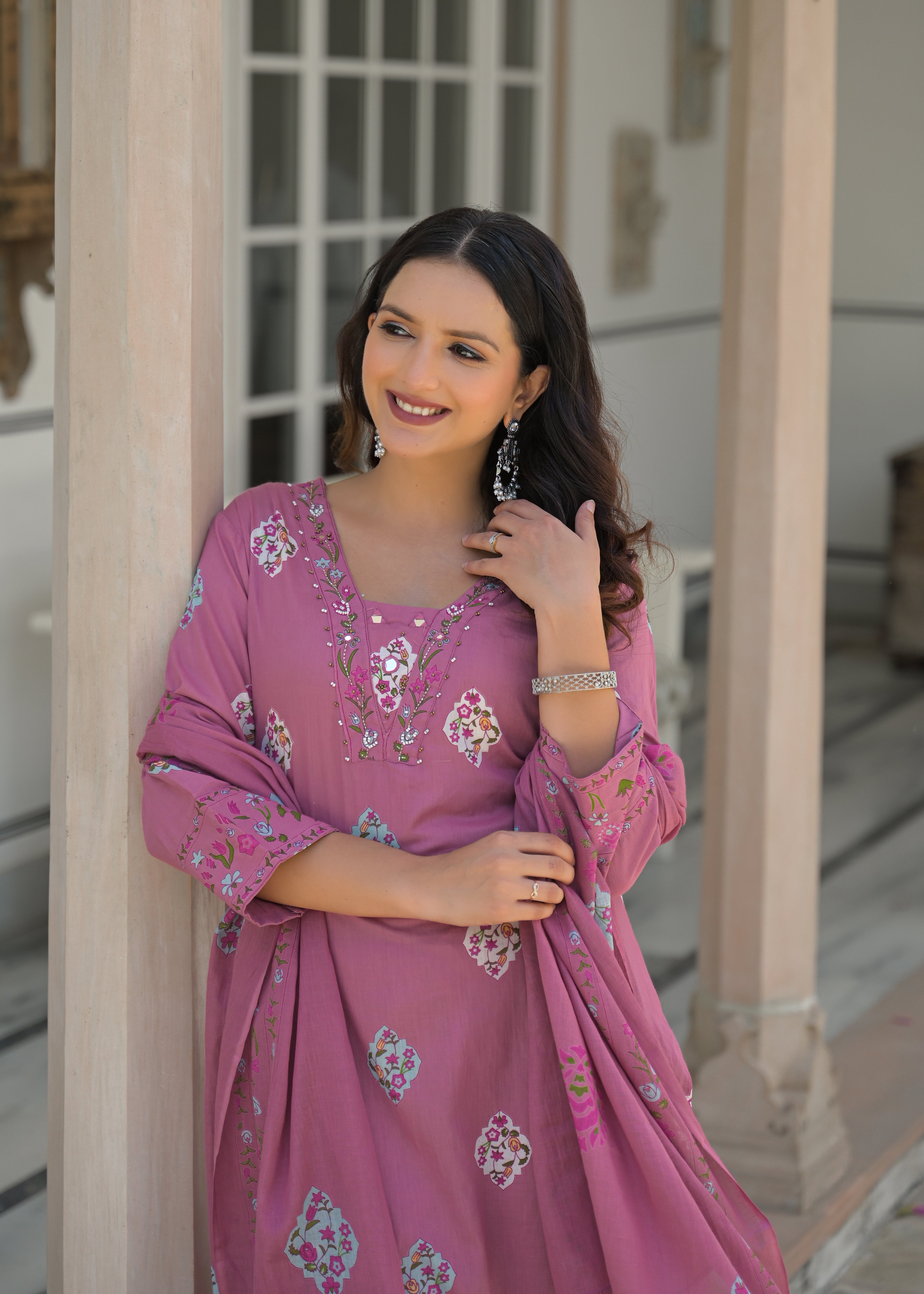 Pink Handworked Kurta Pant Set with Embellishment Detailing